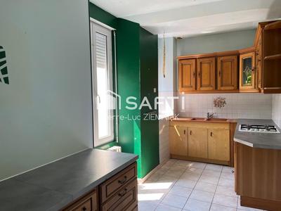 Maison - 137 m² - 7 pièces