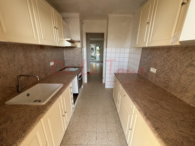 Appartement - 67 m² - 4 pièces