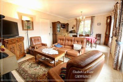 Maison - 134 m² - 7 pièces