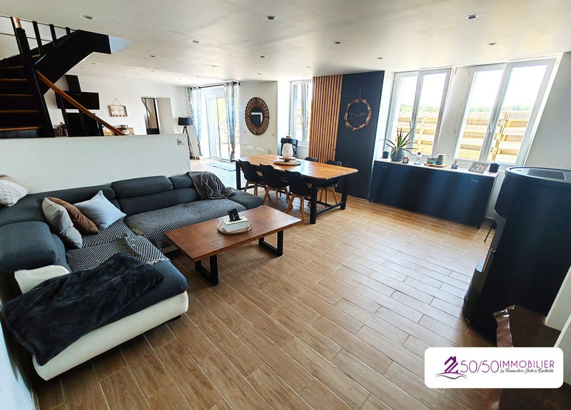 Maison - 140 m² - 6 pièces