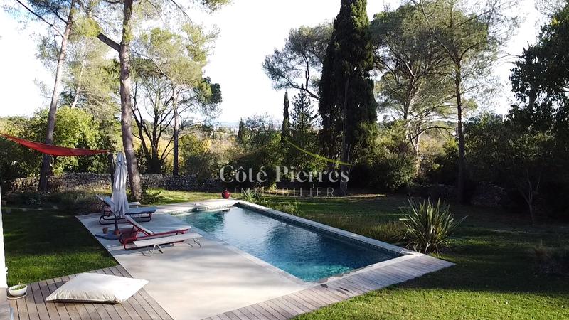 Villa - 172 m² - 6 pièces