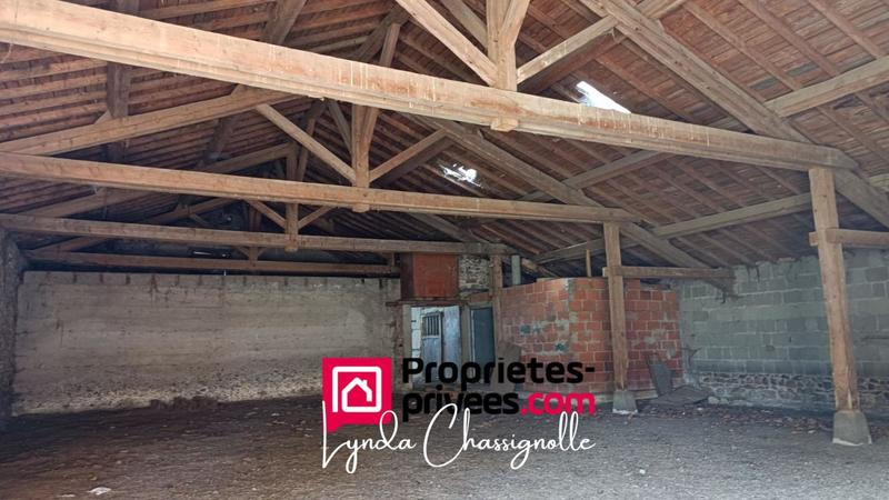 Grange - 400 m² - 4 pièces