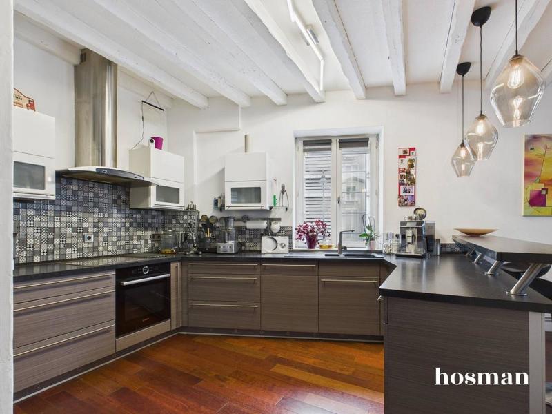 Appartement - 121 m² - 5 pièces