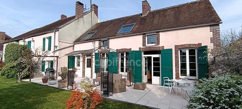 Longère - 255 m² - 9 pièces