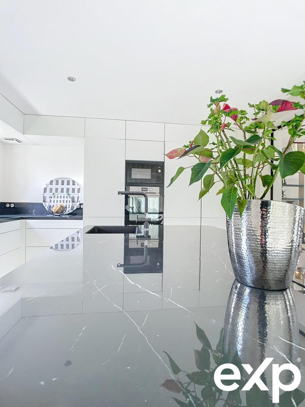 Maison - 161 m² - 5 pièces