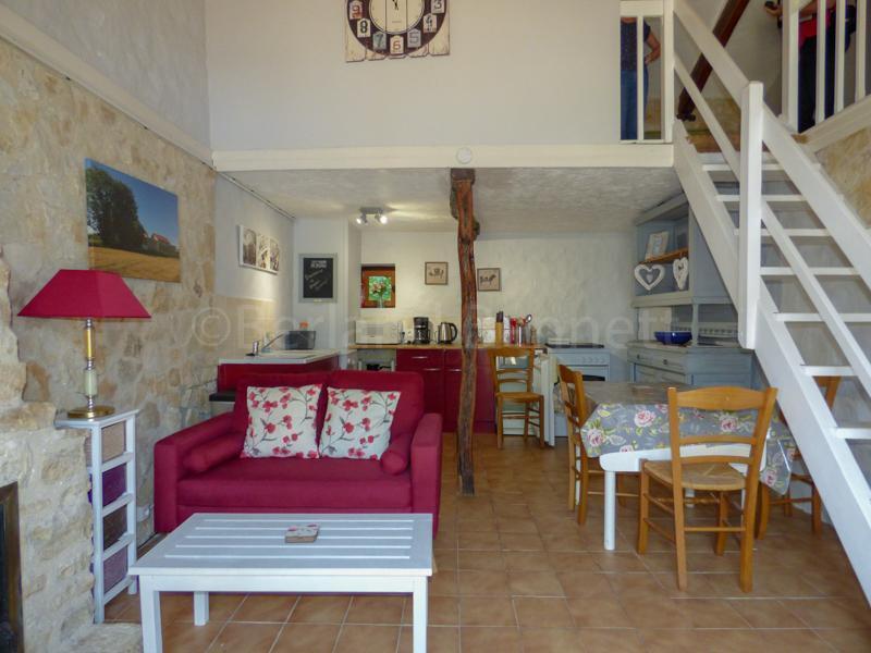 Maison - 300 m² - 16 pièces