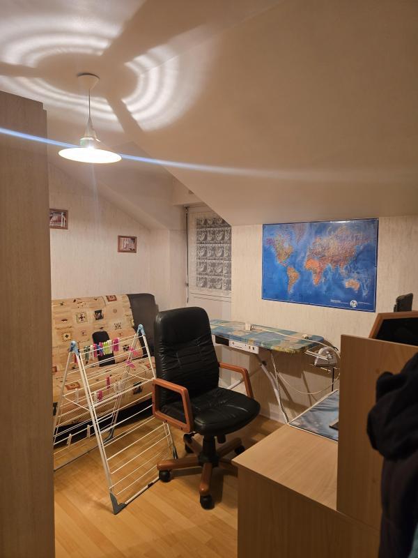 Maison - 84 m² - 6 pièces