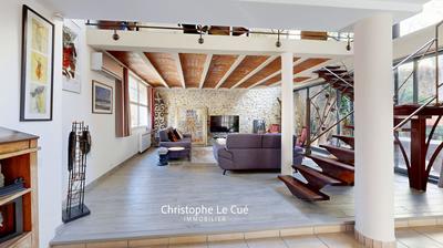 Maison en pierre - 256 m² - 8 pièces