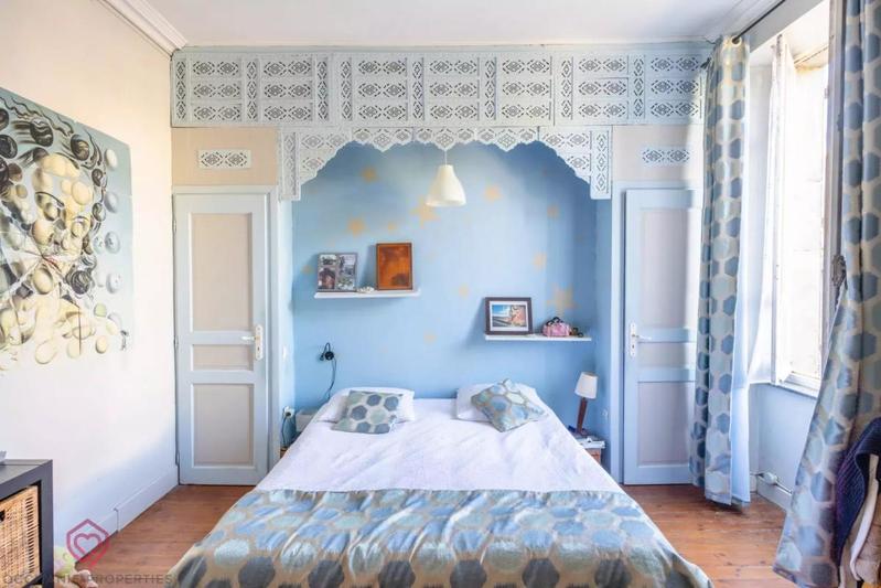 Maison de village - 315 m² - 12 pièces