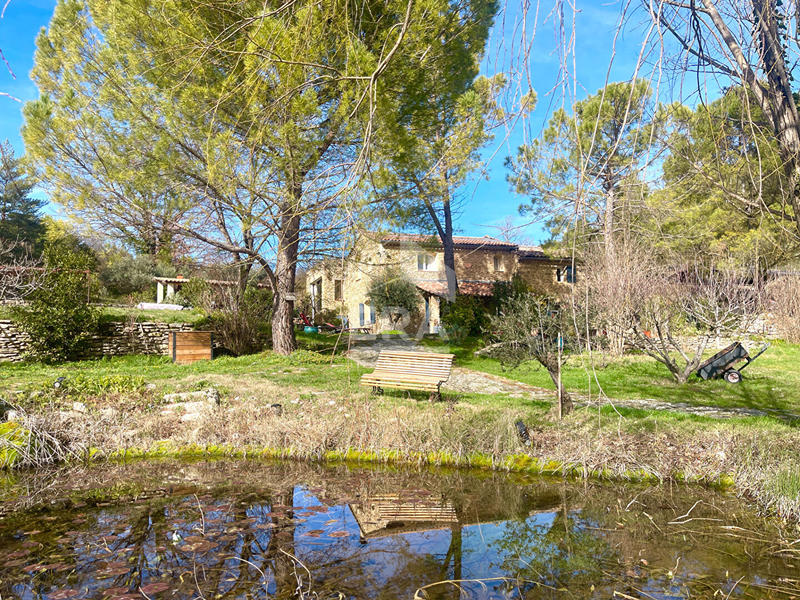 Maison - 228 m² - 8 pièces