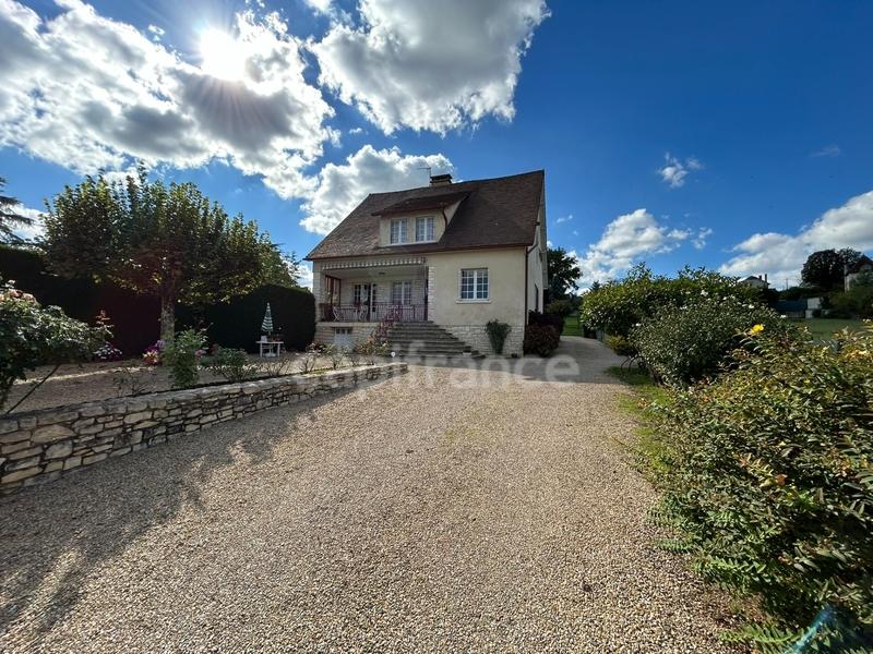Maison - 170 m² - 6 pièces