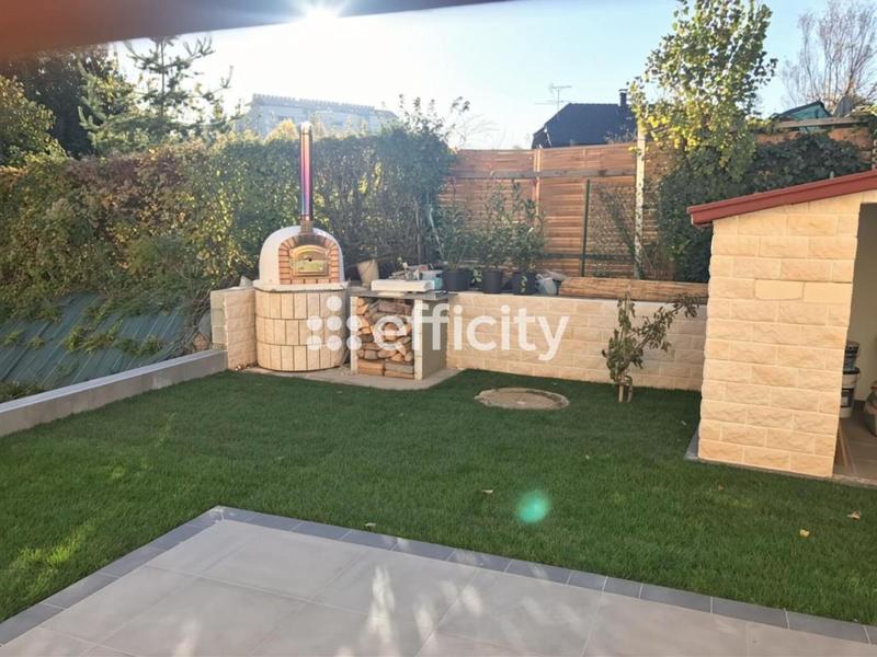 Maison - 110 m² - 4 pièces