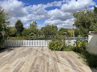 Maison - 121 m² - 5 pièces