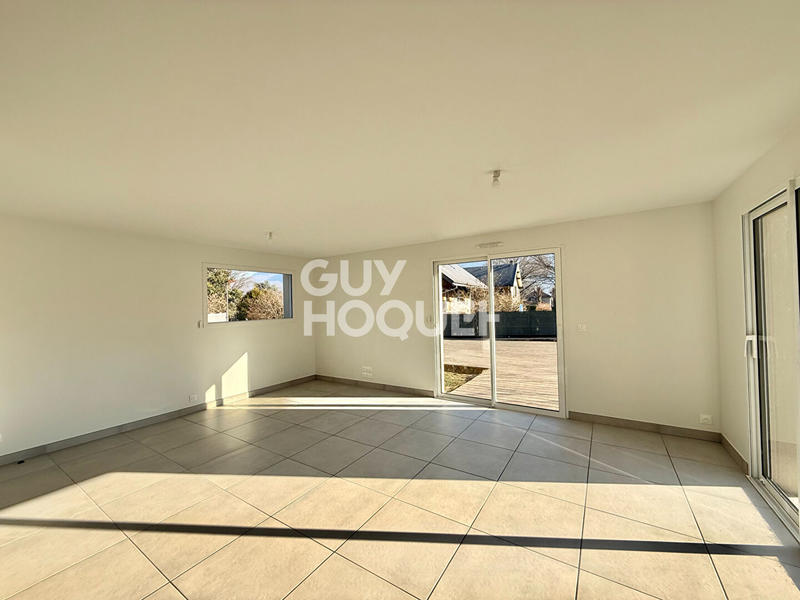 Maison - 93 m² - 4 pièces