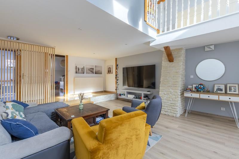 Maison - 170 m² - 5 pièces