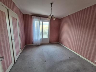 Appartement - 81 m² - 4 pièces