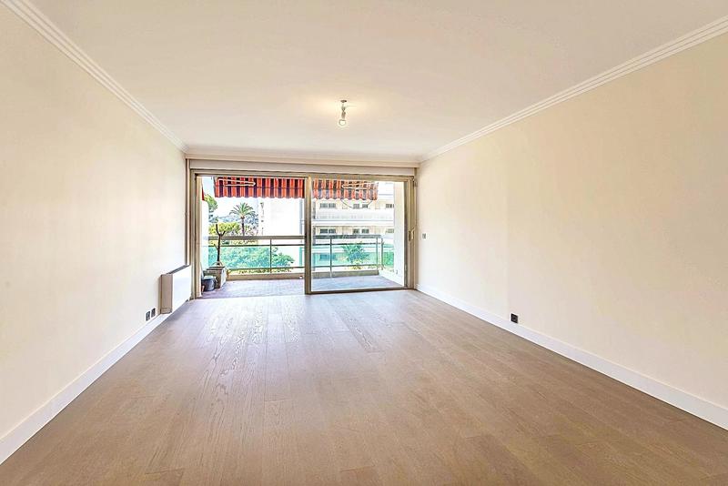 Appartement - 95 m² - 4 pièces