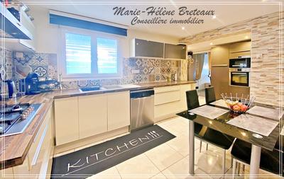 Maison - 156 m² - 6 pièces