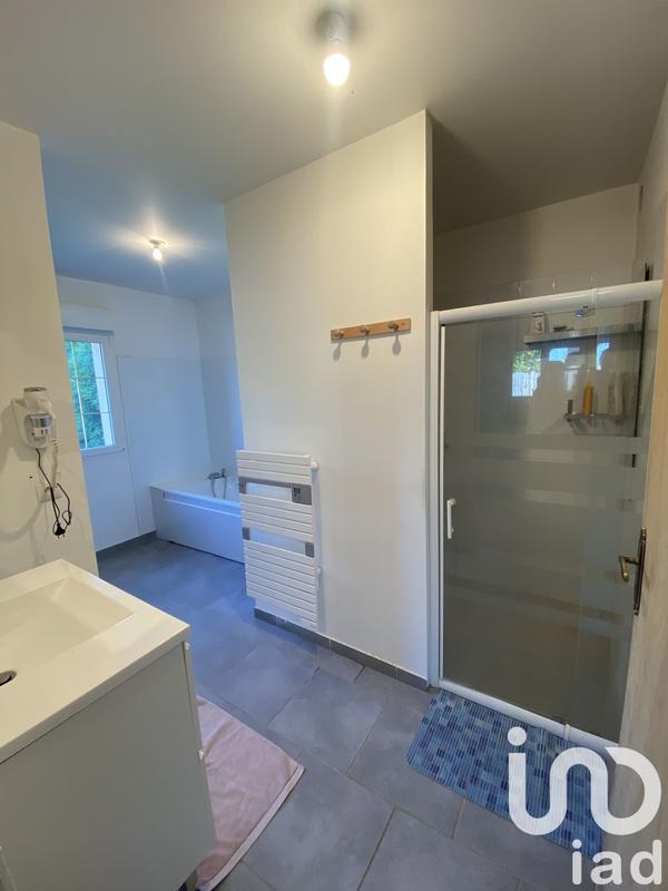 Maison - 218 m² - 5 pièces