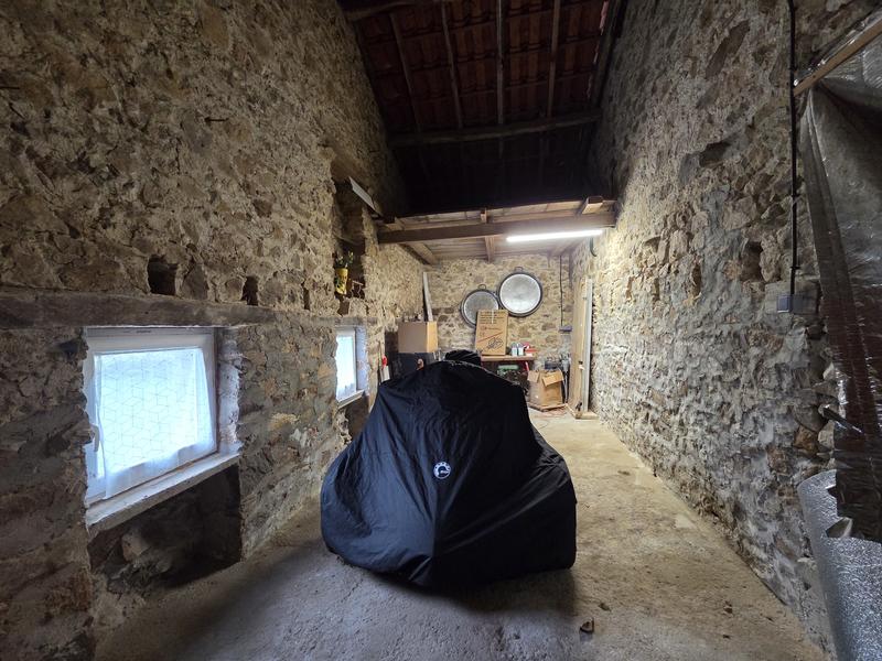 Maison - 222 m² - 7 pièces