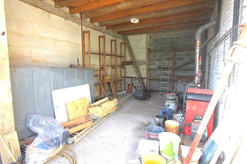 Maison - 273 m² - 11 pièces