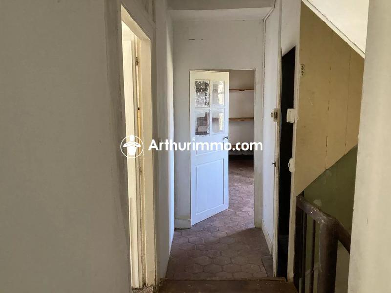 Maison - 253 m² - 8 pièces