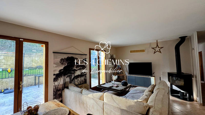 Villa - 99 m² - 5 pièces