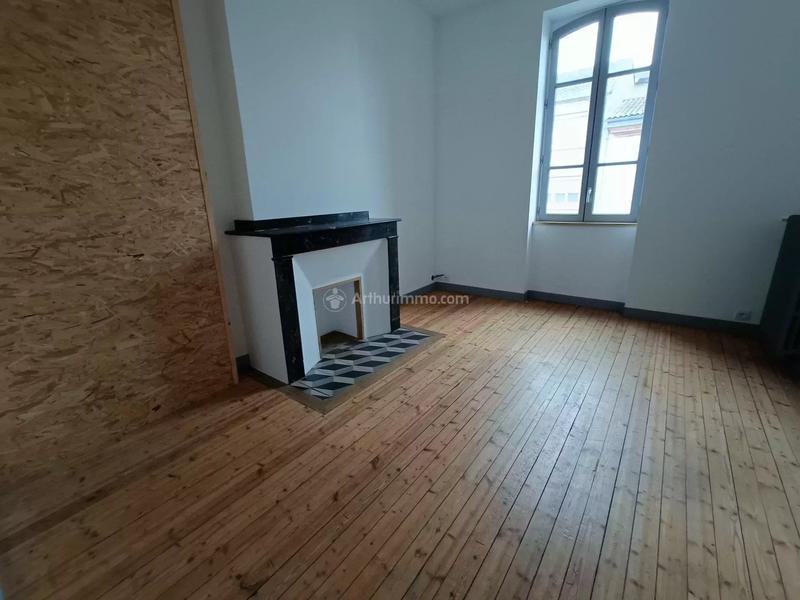 Maison - 225 m² - 9 pièces