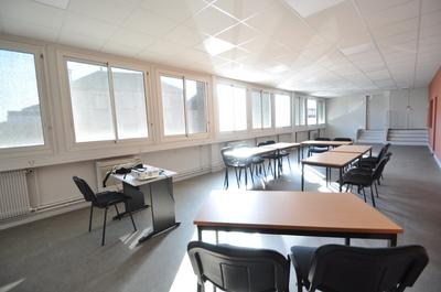 Bureau - 141 m² - 5 pièces