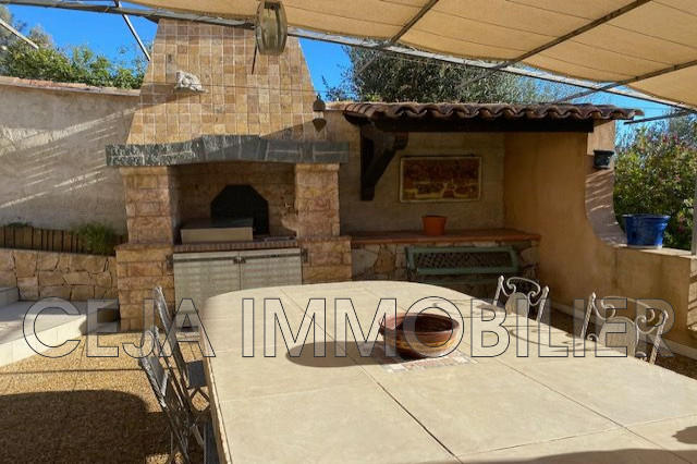 Maison - 185 m² - 7 pièces