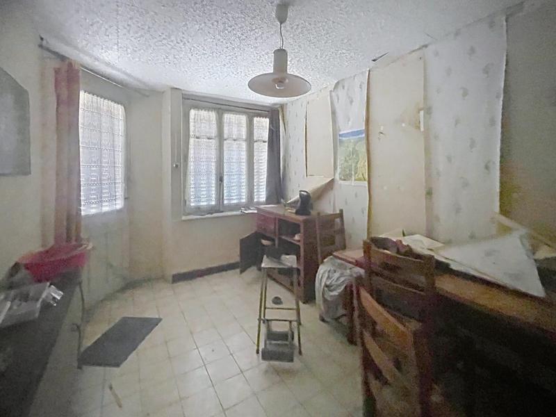 Maison - 204 m² - 8 pièces