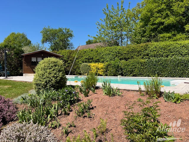 Maison - 206 m² - 7 pièces