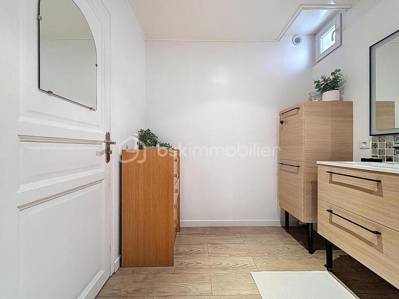Appartement - 102 m² - 5 pièces
