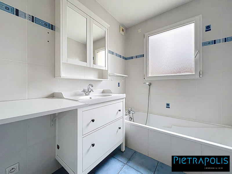 Appartement - 94 m² - 3 pièces