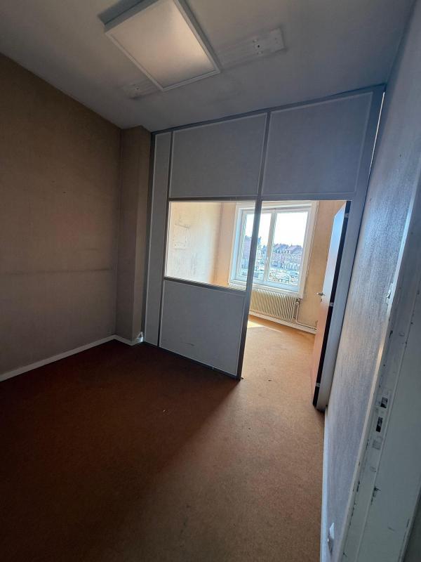 Immeuble - 162 m² - 1 pièce