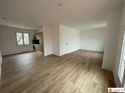 Maison - 76 m² - 3 pièces