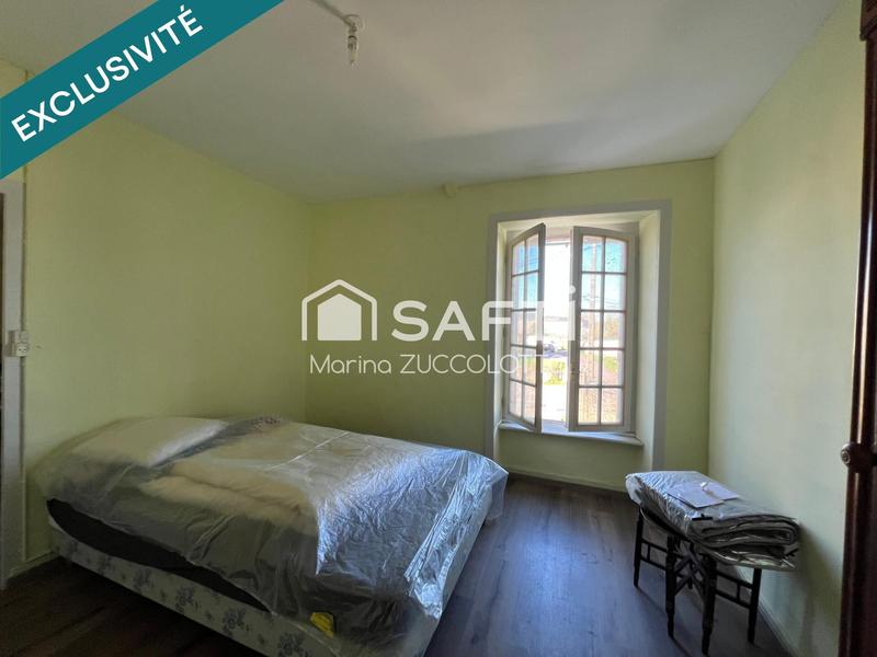 Maison - 221 m² - 10 pièces