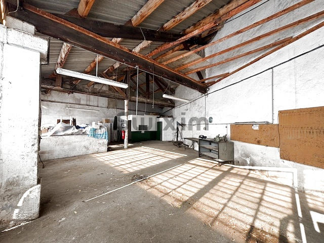 Local commercial - 92 m²