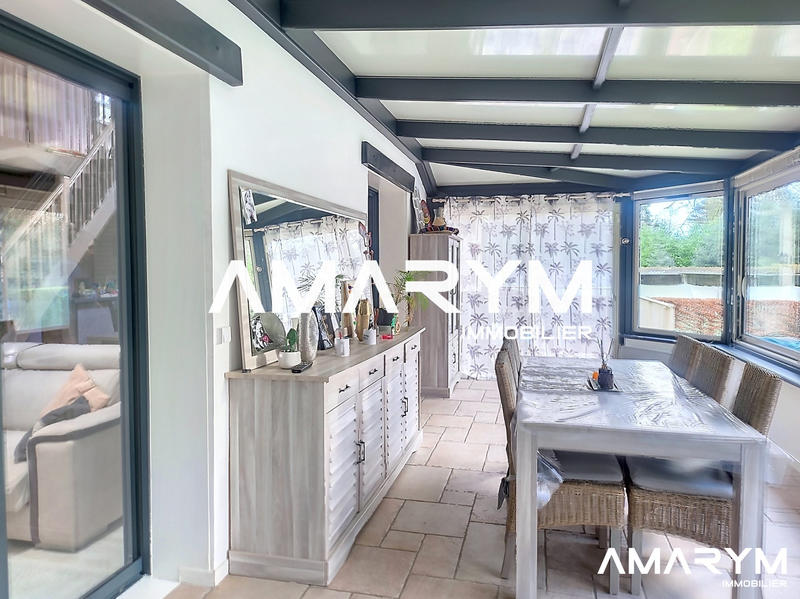 Maison - 170 m² - 6 pièces