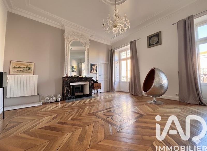 Appartement - 178 m² - 6 pièces