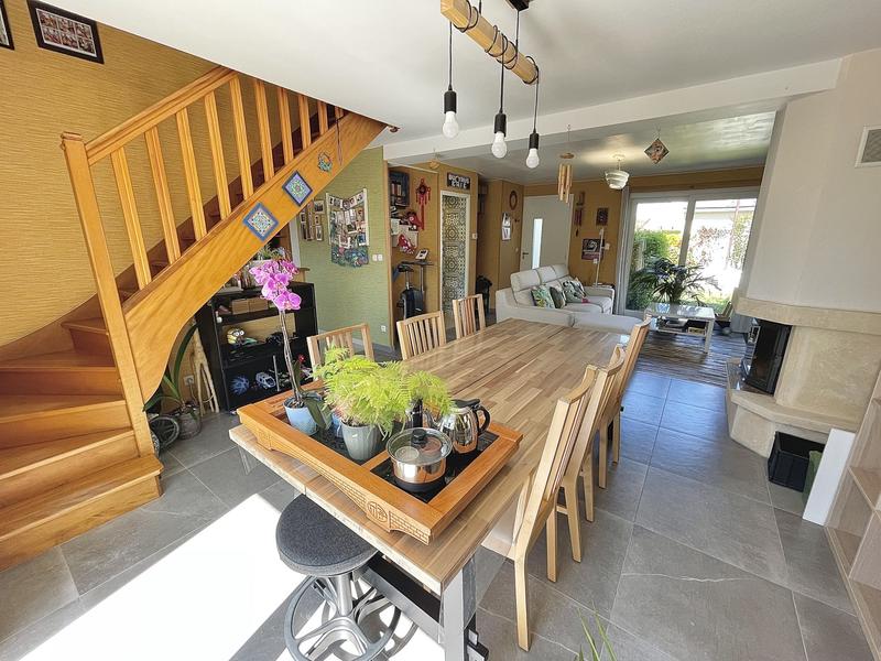 Maison - 112 m² - 7 pièces