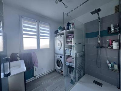 Appartement - 82 m² - 4 pièces