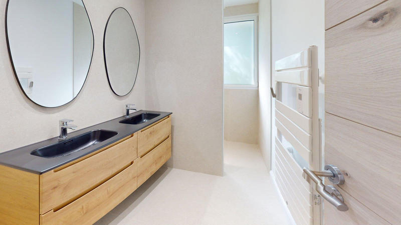 Villa - 340 m² - 12 pièces