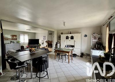 Maison - 110 m² - 4 pièces