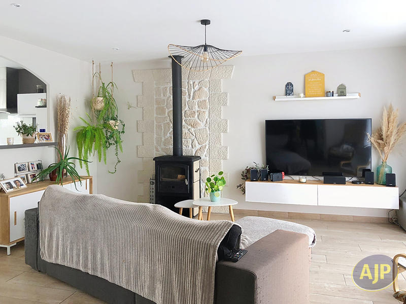 Maison - 127 m² - 8 pièces