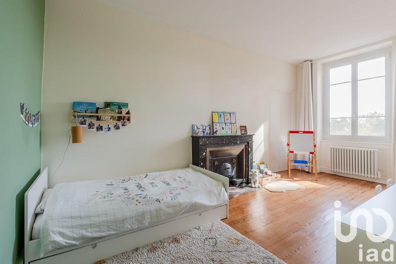 Appartement - 174 m² - 6 pièces