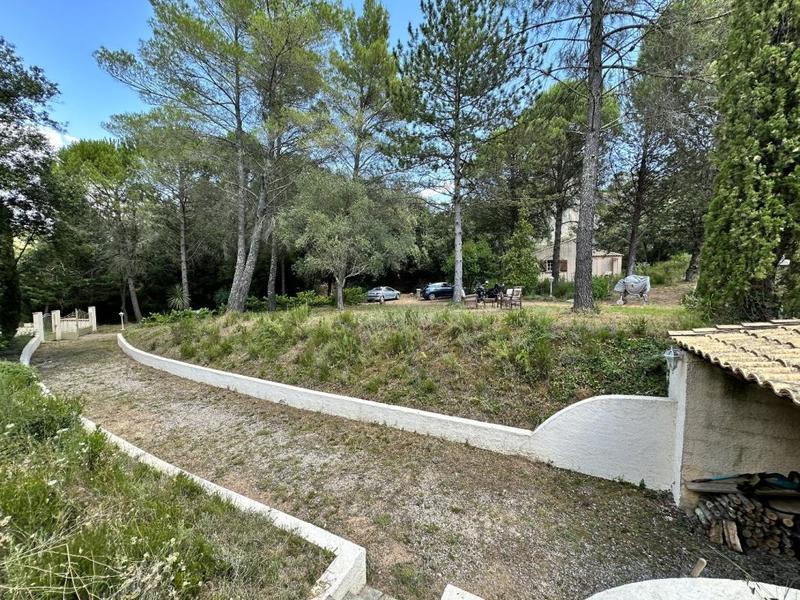 Maison - 195 m² - 7 pièces