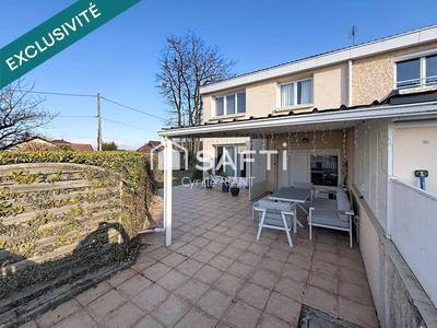 Maison - 90 m² - 4 pièces