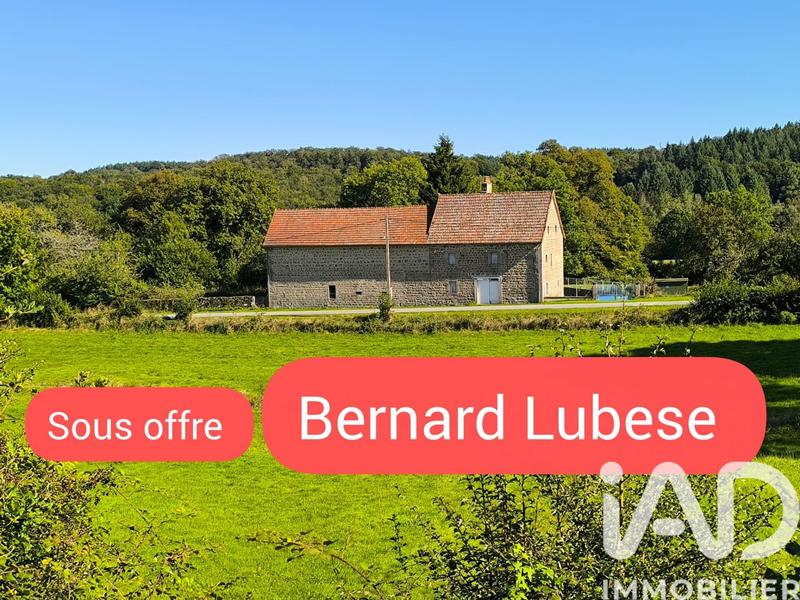 Maison - 90 m² - 8 pièces