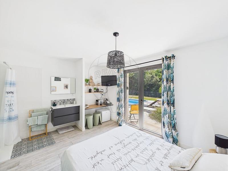 Villa - 245 m² - 7 pièces